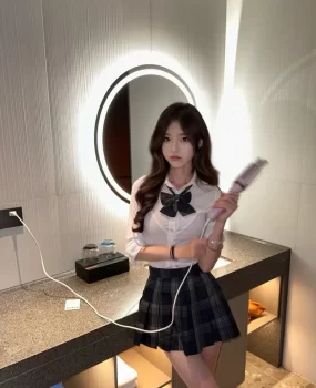 粉嫩性瘾多水小姐姐