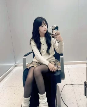 高挑白皙可爱小姐姐