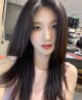 粉嫩大奶jk妹妹可电竞陪玩陪睡