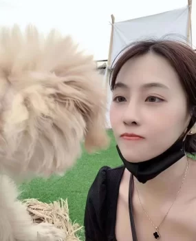 江北世茂大道成熟美女