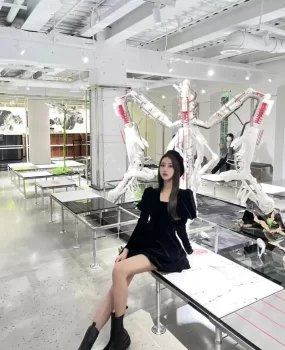 做服装定制的高级黑丝黑马小姐姐生意不好出来做