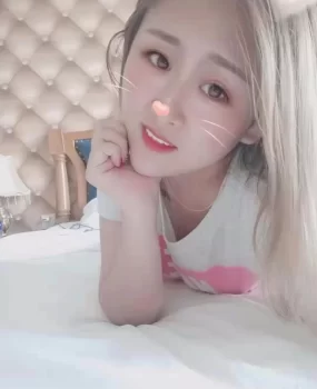 年轻漂亮妹子，干起来爽